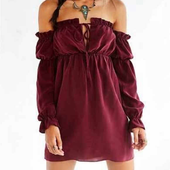 RARE Stone Cold Fox River Dress -(From Revolve) Size M/L fits (B,C,D CUP) - Picture 10 of 12